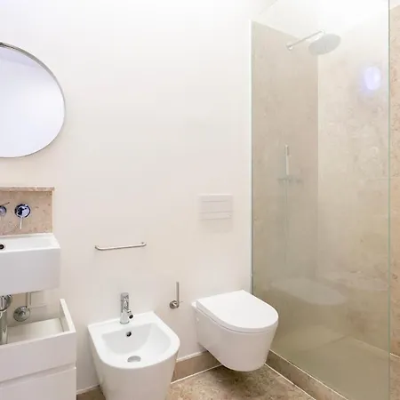 Spacious In Appartamento Lisbona