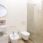 Spacious In Apartment Lisbon