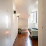 Spacious In Apartment *